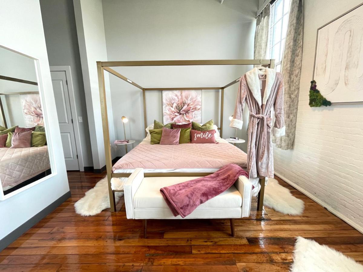 2Br 2Br Le Chateau 505 Lux Penthouse In A Historic Building ยูทิกา ภายนอก รูปภาพ